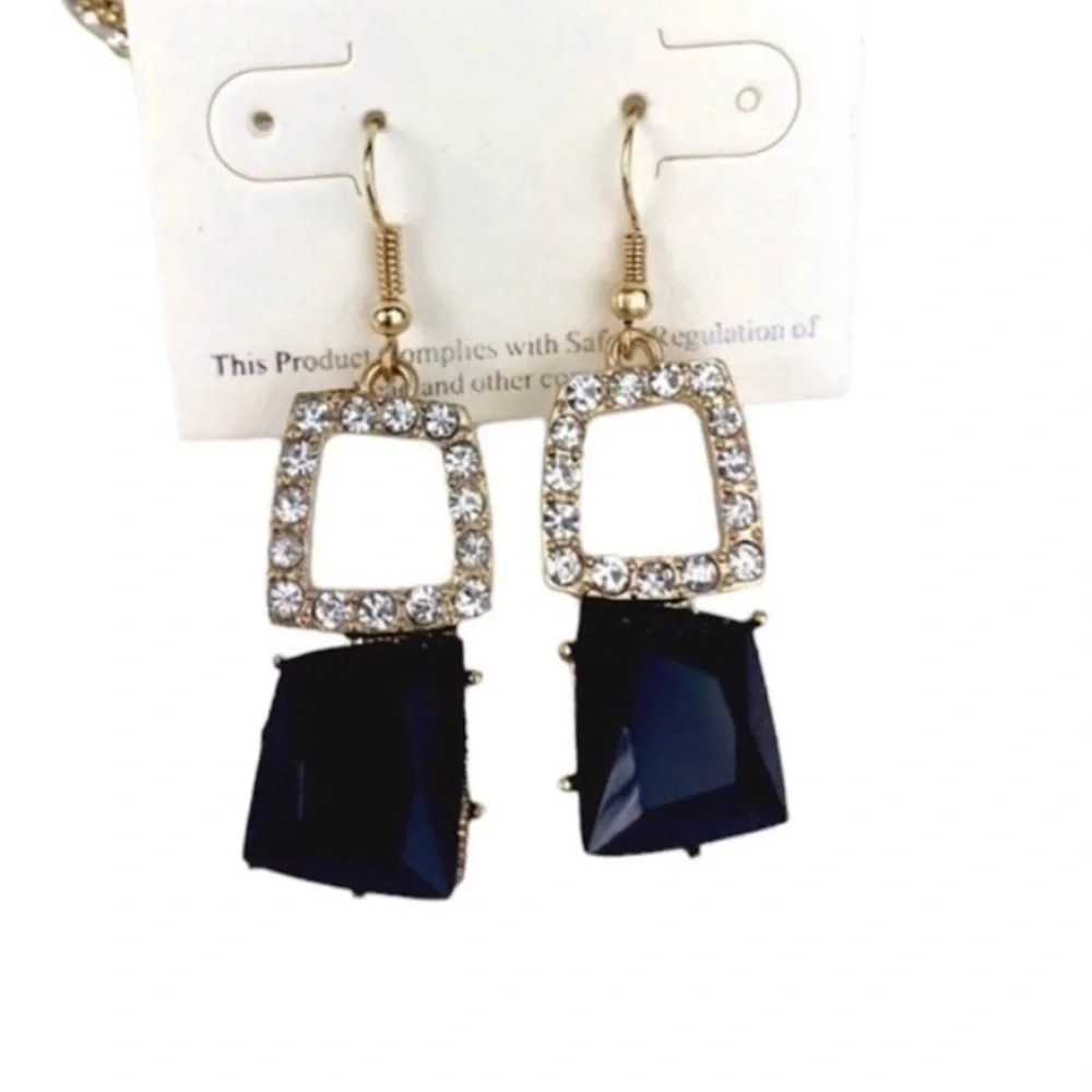 BLACK MODERN CRYSTAL EARRINGS #210